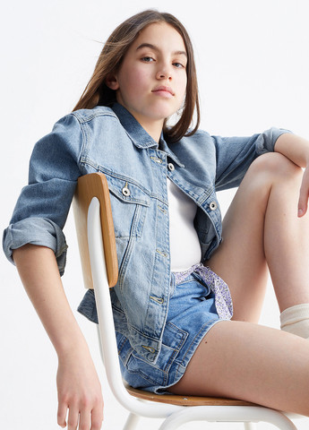 Світло-синя демісезонна куртка C&A