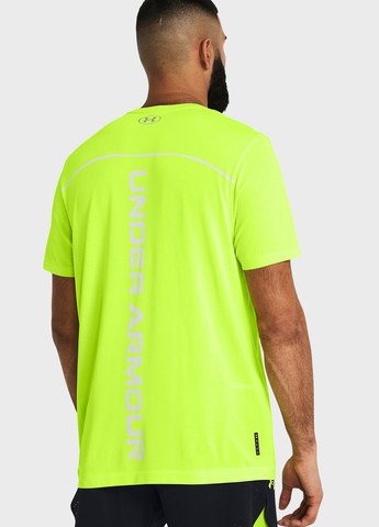 Желтая футболка Under Armour