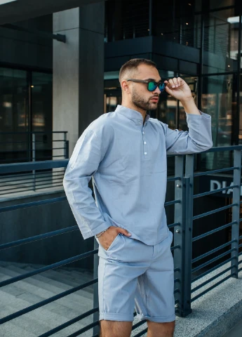 Сірий літній літній лляний чоловічий костюм з шортами GENTLEMEN