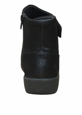 Осенние ботинки Clarks