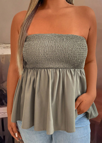 Темно-бежева блуза з баскою SHEIN