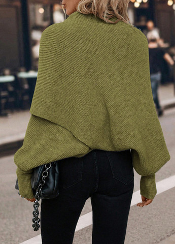 Оливковий (хакі) демісезонний светр SHEIN