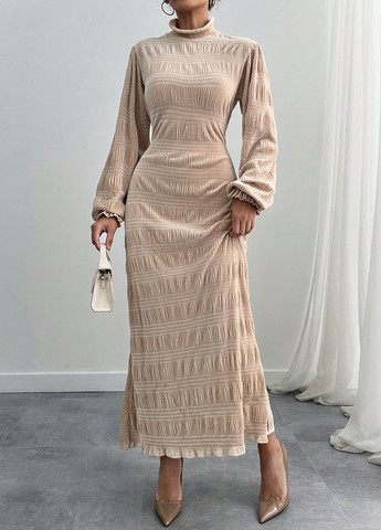 Бежевое кэжуал платье SHEIN однотонное