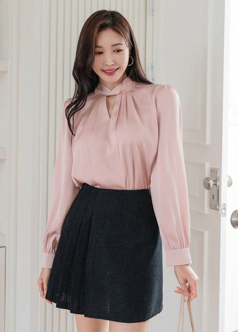 Пудровая блуза SHEIN