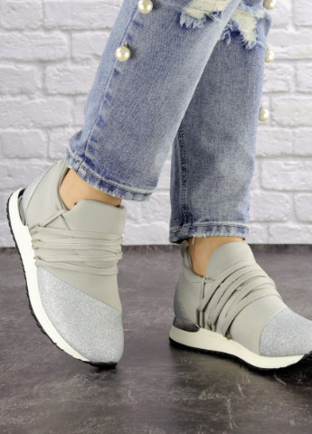 Цветные демисезонные женские стильные кроссовки ringer 1036 39 размер 24 см серебро Fashion