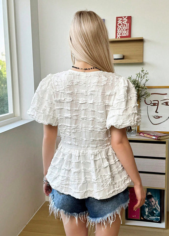 Айвори однотонная блузка с баской SHEIN летняя