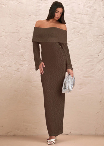 Коричневое кэжуал платье силуэтная, с открытыми плечами SHEIN однотонное