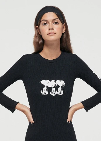 Чорна сукня демісезон Bershka