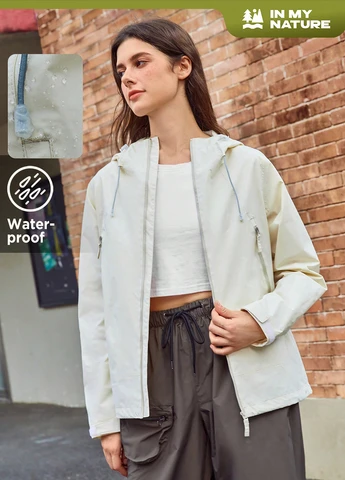 Кремова демісезонна куртка SHEIN