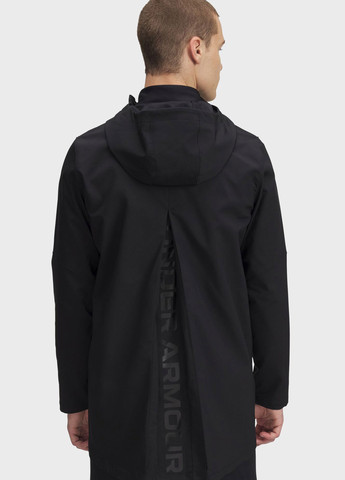 Чорна демісезонна куртка Under Armour