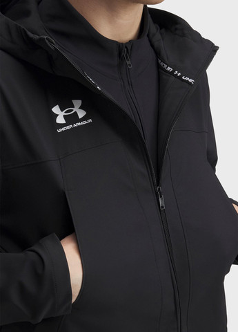 Чорна демісезонна куртка Under Armour