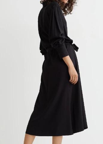 Черное кэжуал платье H&M однотонное