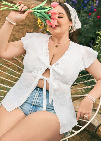 Белая блуза SHEIN