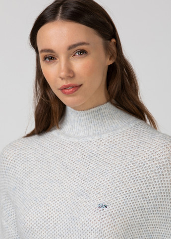Светло-серый зимний свитер Lacoste