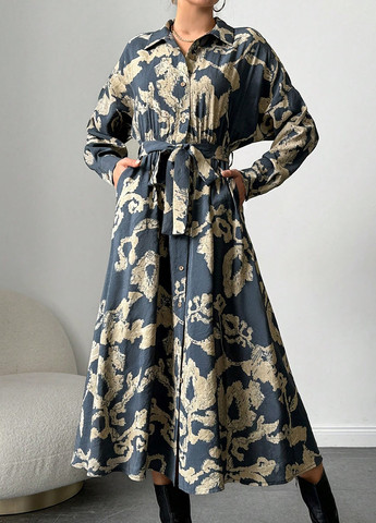 Темно-серое кэжуал платье рубашка SHEIN с абстрактным узором