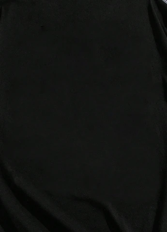 Чорна футболка SHEIN
