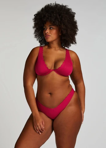 Малиновые купальные трусики-плавки однотонные Hunkemoller