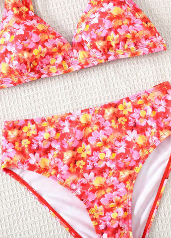 Фуксиновий (колору Фукія) літній купальник (ліф, трусики) бікіні, роздільний SHEIN