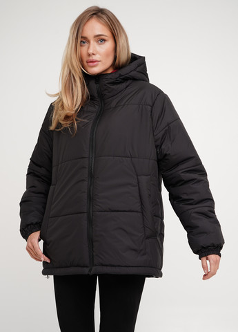 Чорна демісезонна тепла куртка KASTA design