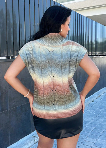 Комбинированная блуза на запах SHEIN