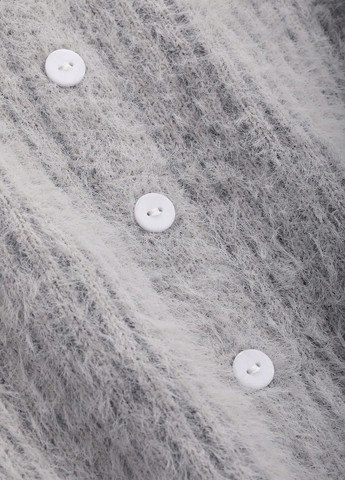 Серый демисезонный свитер SHEIN