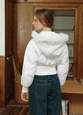 Біла демісезонна куртка SHEIN