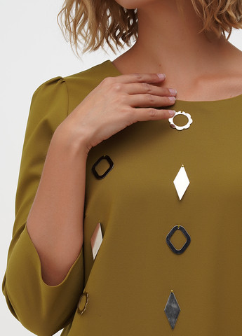 Оливковое кэжуал платье Sassofono однотонное