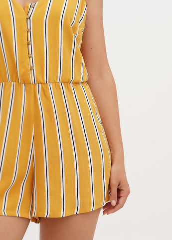 Комбінезон Stradivarius комбінезон-шорти смужка жовтий кежуал віскоза
