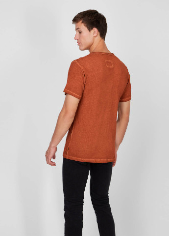 Оранжевая футболка Tigha