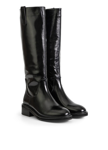 Осенние сапоги ботфорты Respect лаковые