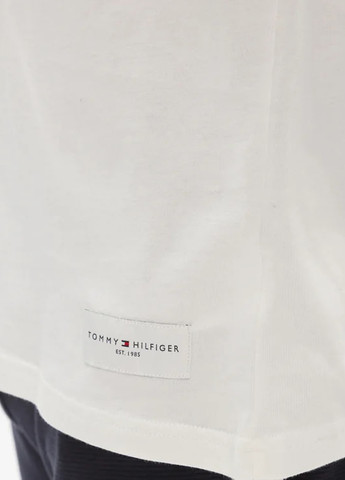 Молочная футболка Tommy Hilfiger