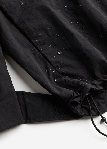 Чорна демісезонна куртка H&M