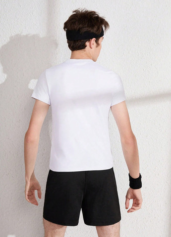 Комбинированный летний комплект (футболка, шорты) SHEIN