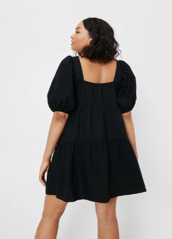 Чорна кежуал сукня Nasty Gal однотонна