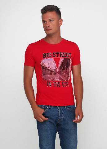 Красная футболка Star Lion
