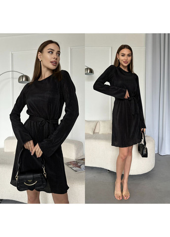 Чорна кежуал сукня плісована No Brand однотонна