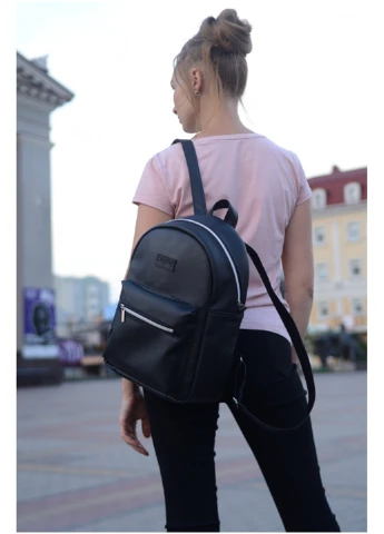 Жіночий рюкзак 35х12х25 см Sambag (210475159)