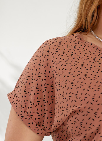 Світло-коричнева блузка Demma