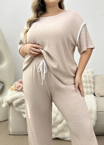 Кремова всесезон піжама (футболка, штани) футболка + штани SHEIN