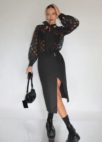 Чёрная блуза SHEIN