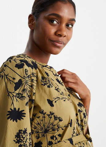 Песочное кэжуал платье для беременных а-силуэт C&A с цветочным принтом