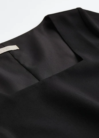 Чёрная блуза H&M