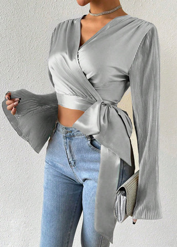 Серебряная блуза на запах SHEIN