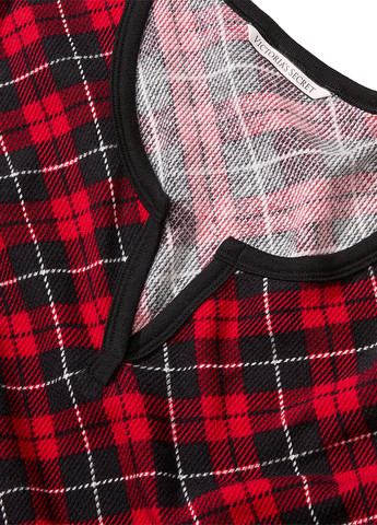 Червона всесезон піжама (лонгслів, штани) лонгслів + брюки Victoria's Secret