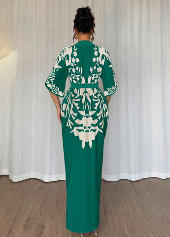 Зеленое праздничный, кэжуал платье футляр SHEIN с цветочным принтом