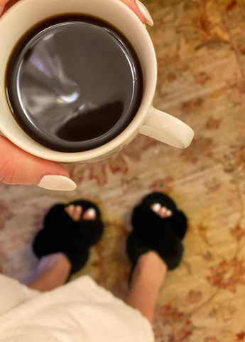 Черные тапочки Family Story с мехом