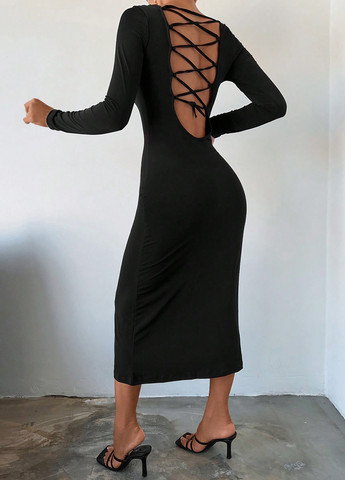 Черное кэжуал платье с открытой спиной SHEIN однотонное