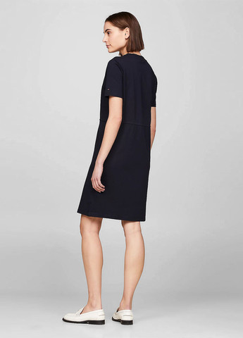 Синее кэжуал платье платье-футболка Tommy Hilfiger с логотипом