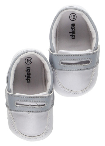 Белые пинетки Chicco с тиснением