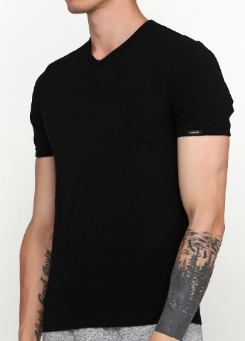 Черная футболка мужская high emotion черный 531 Cornette